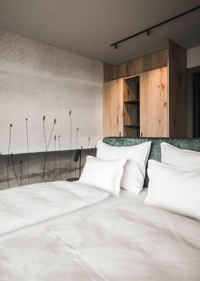 Somvita Suites ティローロ エクステリア 写真
